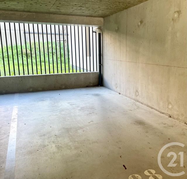 parking à louer - 14.0 m2 - MARTIGUES - 13 - PROVENCE-ALPES-COTE-D-AZUR - Century 21 Icaza Immobilier